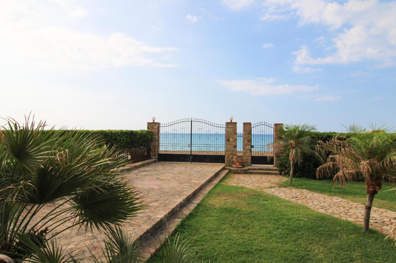 Il Geranio - Resort & Suites Acquedolci Εξωτερικό φωτογραφία