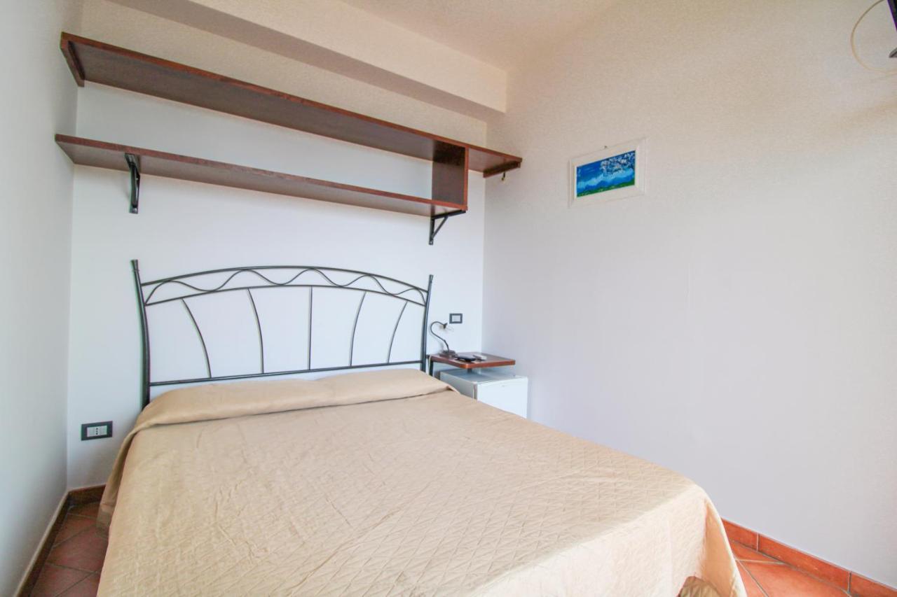 Il Geranio - Resort & Suites Acquedolci Εξωτερικό φωτογραφία