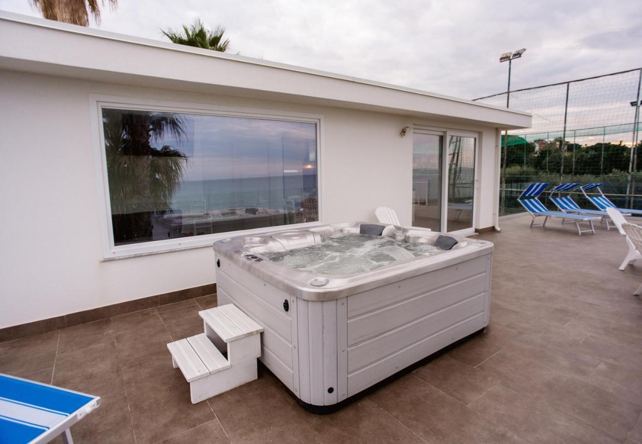Il Geranio - Resort & Suites Acquedolci Εξωτερικό φωτογραφία