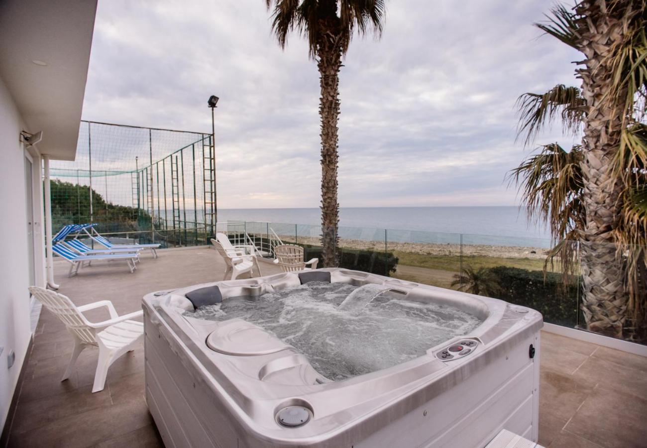 Il Geranio - Resort & Suites Acquedolci Εξωτερικό φωτογραφία