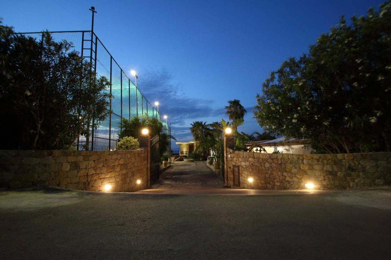Il Geranio - Resort & Suites Acquedolci Εξωτερικό φωτογραφία